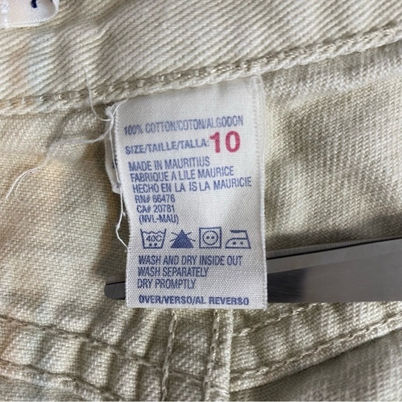 TOMMY HILFIGER VINTAGE Women's size 10 Beige Denim Shorts leather patch COTTON - Picture 6 of 6